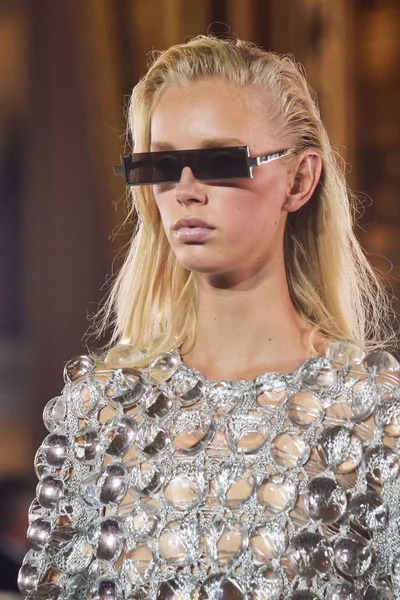 Look 221